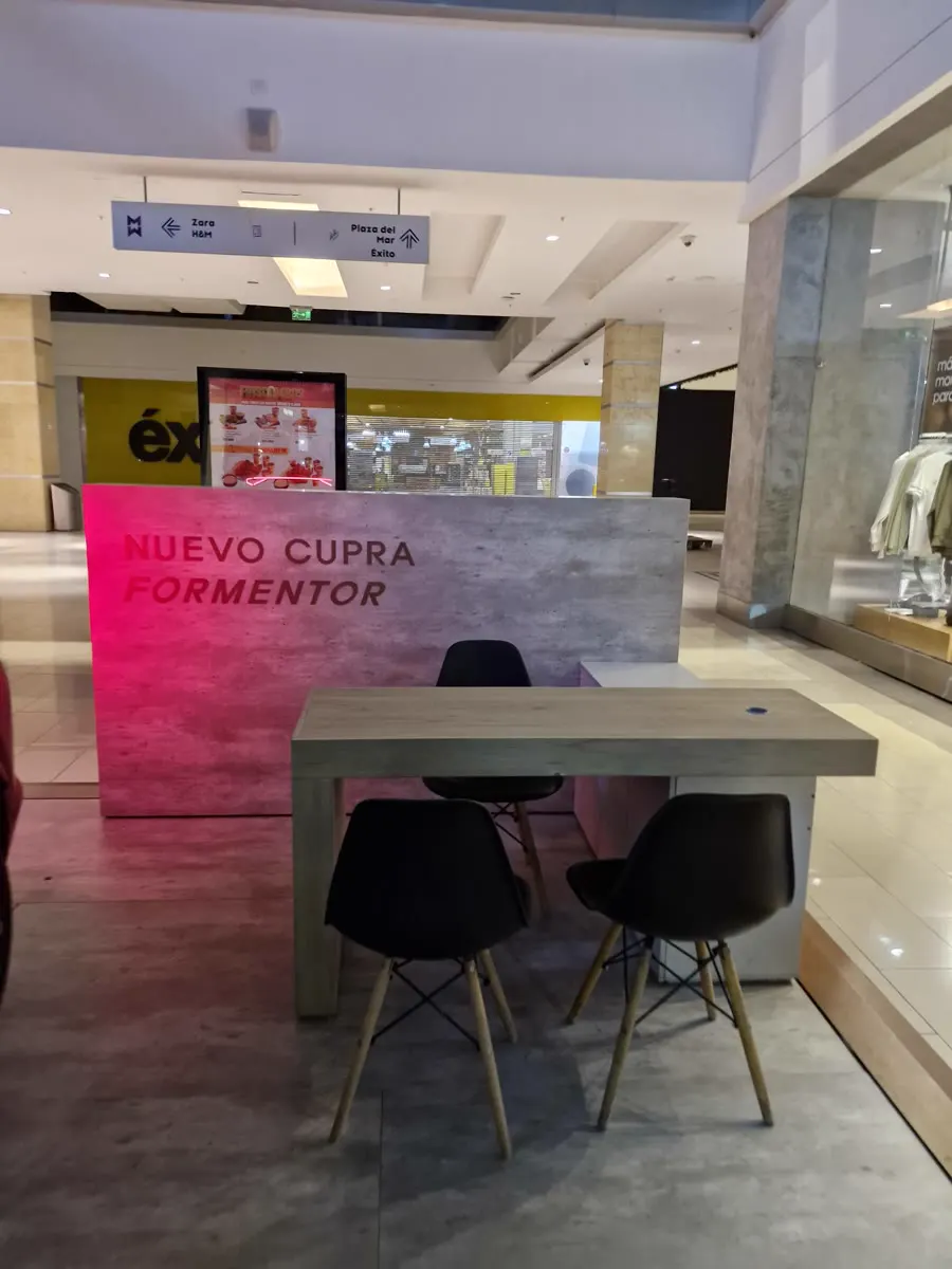 Counter impreso con el mensaje Nuevo Cupra Formentor